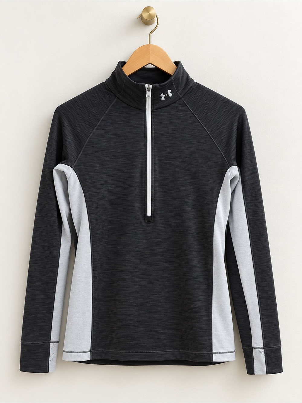 Under Armour ColdGear Black & White Fitted 1/2 Zip Pullover Size M
